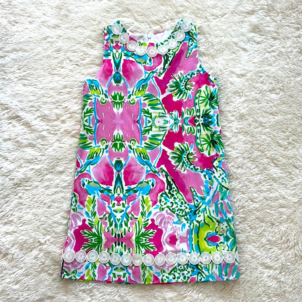 Upscale J. Bailey dress! Size 8. Pink, green, blue and white parrot print!